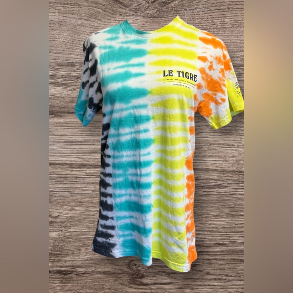 NWT Le Tigre Classic American Activewear Tie-Dye T-Shirt Size Medium